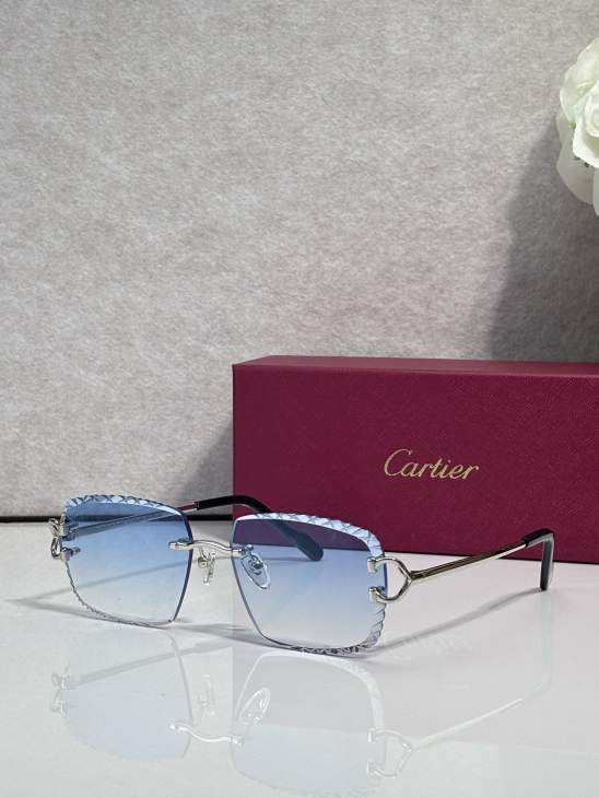 Picture of Cartier Sunglasses _SKUfw80238914fw